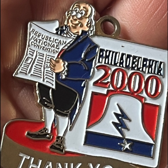 Vintage 2000 Republican National Convention Keychain/Pendant, Philadelphia - Picture 6 of 6
